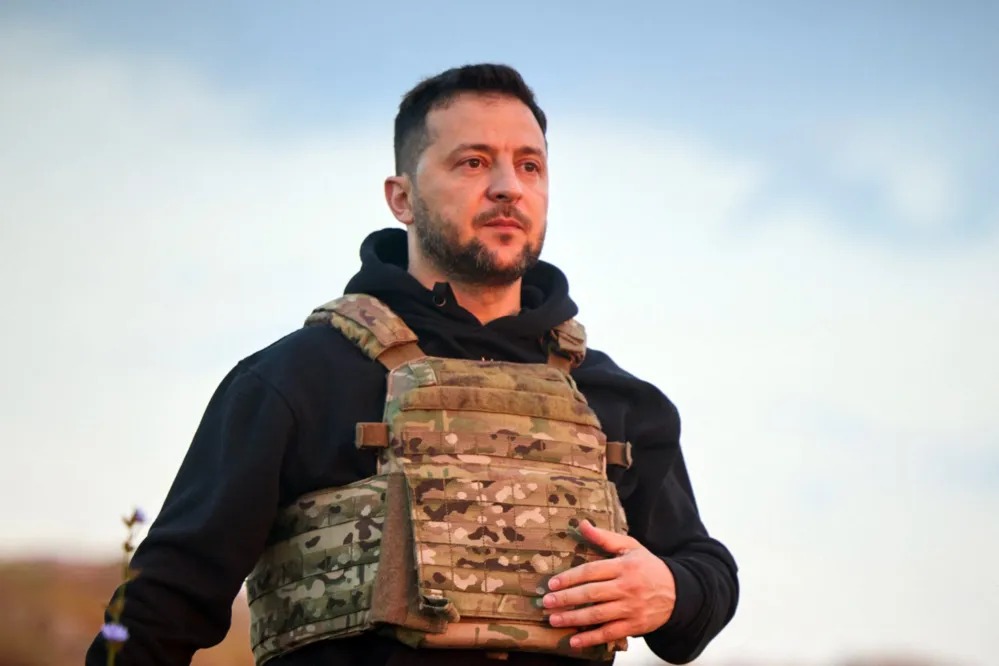 Zelensky desafia Rússia após 500 dias de guerra
