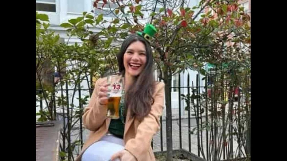 Brasileira morre após bater em caminhão enquanto andava de bicicleta na Irlanda